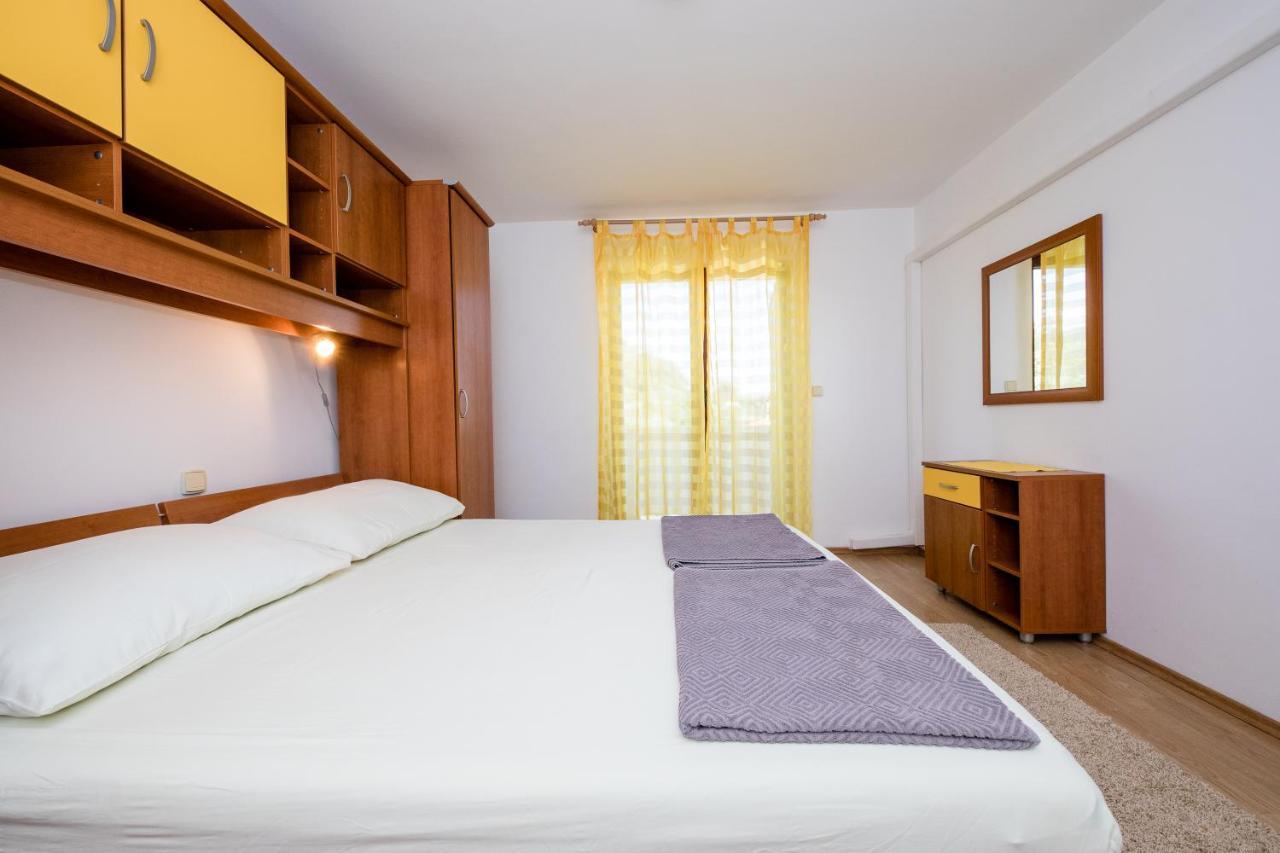 Apartments Padovan Banjol 外观 照片