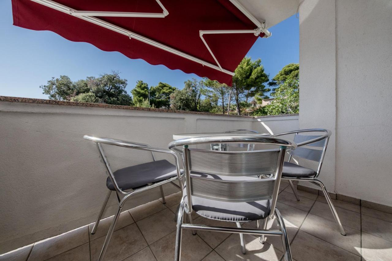 Apartments Padovan Banjol 外观 照片