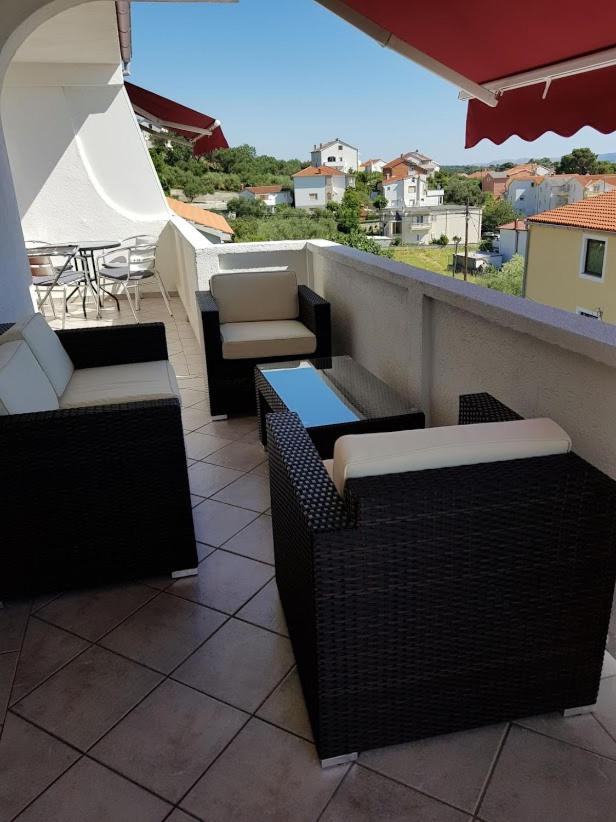 Apartments Padovan Banjol 外观 照片