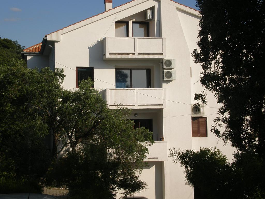 Apartments Padovan Banjol 外观 照片