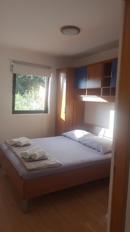 Apartments Padovan Banjol 外观 照片